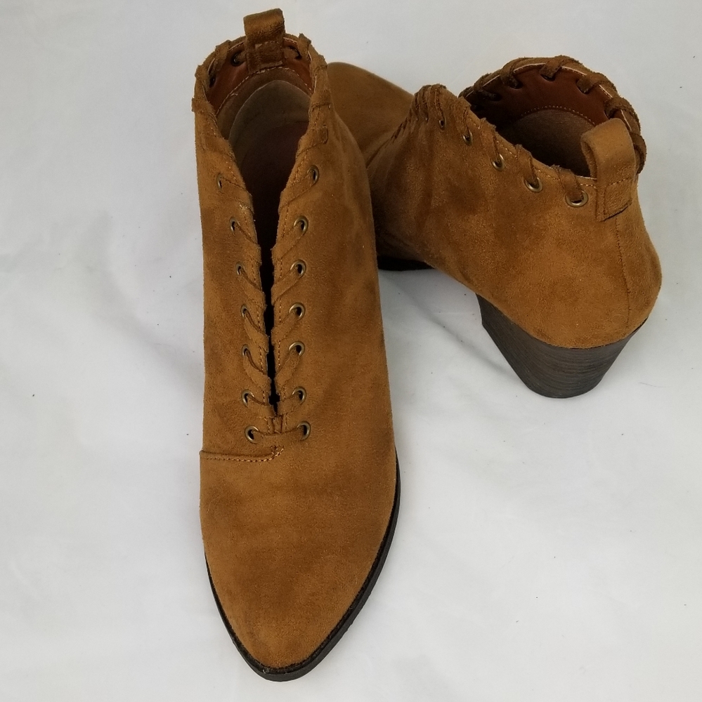 Coconuts by Matisse Split Front Ankle Bootie